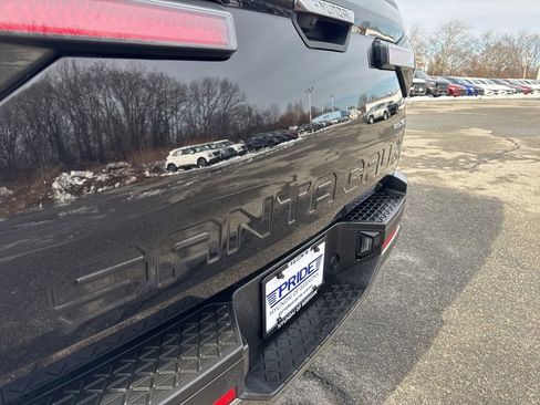 Used 2022 Hyundai Santa Cruz Limited image 17