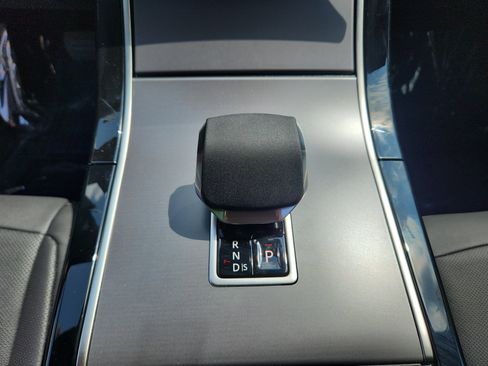 New 2026 Land Rover Range Rover Evoque S image 16