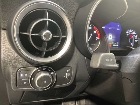 Used 2019 Alfa Romeo Stelvio Ti AWD/4WD image 24