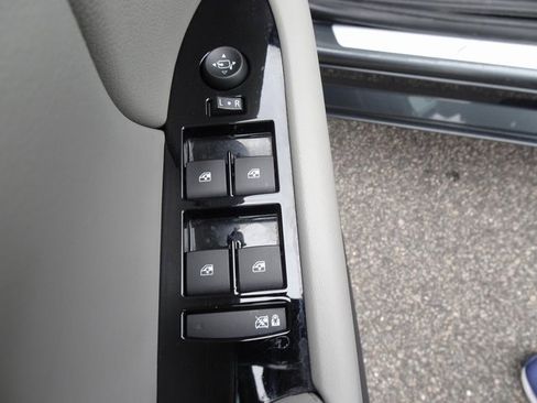 Used 2016 Cadillac XTS Luxury image 13