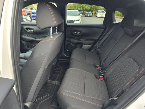 Certified 2026 Honda HR-V Sport image 9