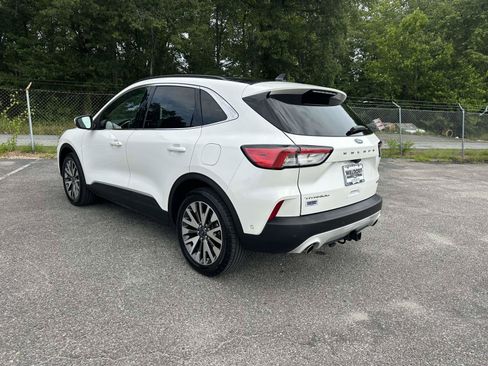 Used 2020 Ford Escape Titanium AWD/4WD image 4