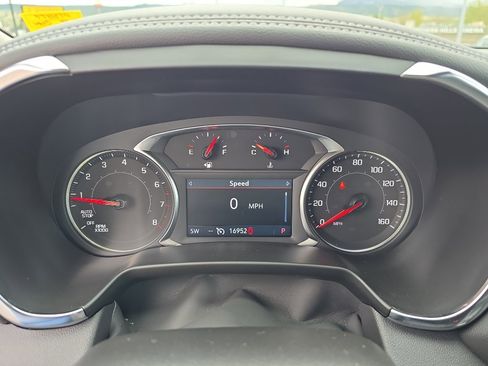 Certified 2025 Chevrolet Blazer LT AWD/4WD image 14