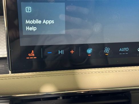 New 2026 Lincoln Corsair Premiere image 38