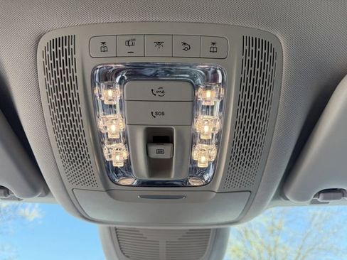 Used 2020 Mercedes-Benz GLE 350 4MATIC w/ 3rd Row Seat Package image 25