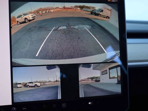 Used 2018 Tesla Model 3 Long Range image 22