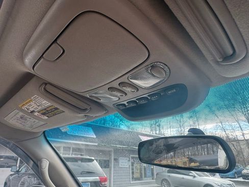 Used 2006 Toyota Tundra Limited image 24