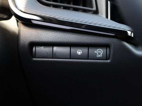 New 2025 Nissan Kicks SR image 21