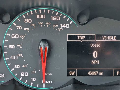 Used 2019 Chevrolet Trax LT w/ LT Convenience Package image 27