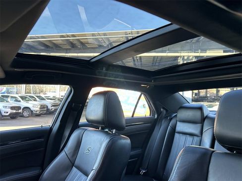 Used 2023 Chrysler 300 S image 22