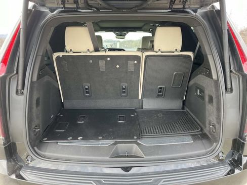 Used 2021 Cadillac Escalade Sport w/ Driver Assist Tech Package image 12