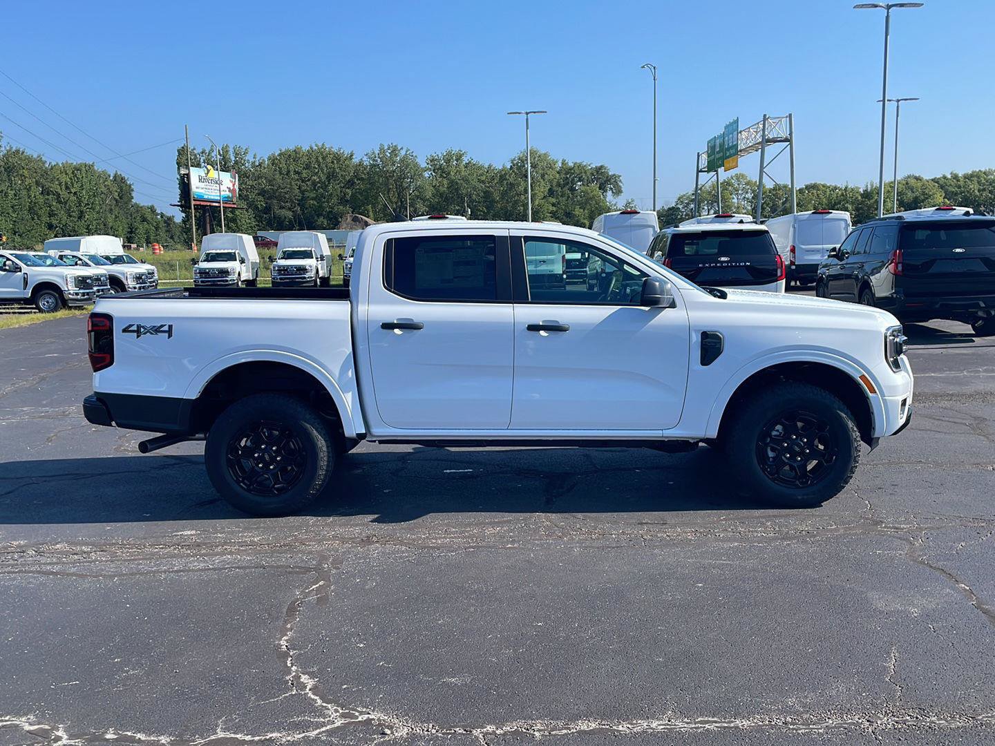 New 2026 Ford Ranger XLT w/ Equipment Group 301A High AWD/4WD image 6