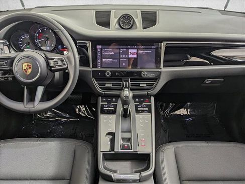 Certified 2025 Porsche Macan Turbo image 20