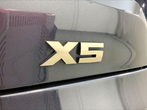 Used 2022 BMW X5 M50i w/ Executive Package AWD/4WD image 29