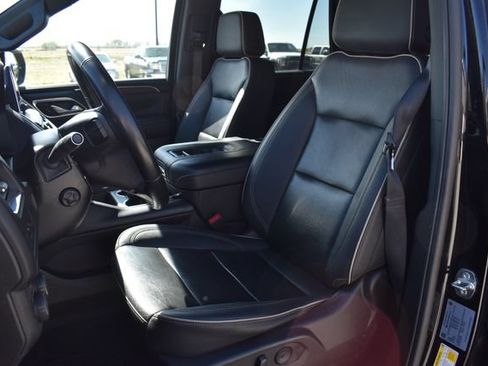 Used 2024 Chevrolet Tahoe Premier AWD/4WD image 13