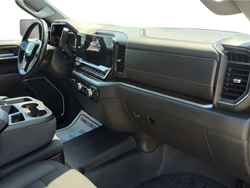 Used 2024 GMC Sierra 1500 SLE w/ Preferred Package AWD/4WD image 40