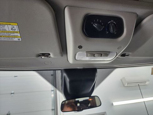 Used 2019 Ford Transit 350 XLT image 11