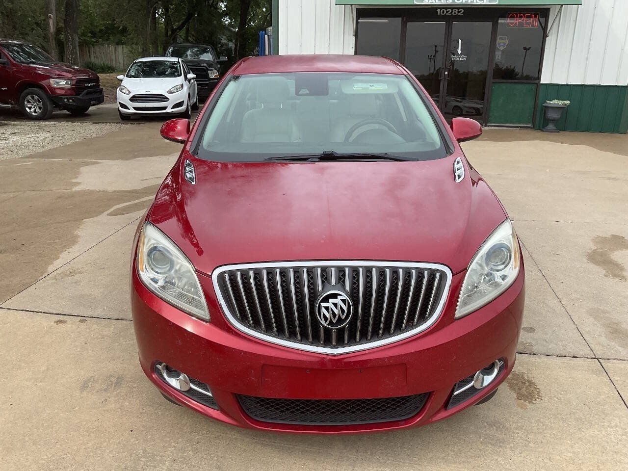 Used 2016 Buick Verano Convenience w/ Driver Confidence Package FWD image 4
