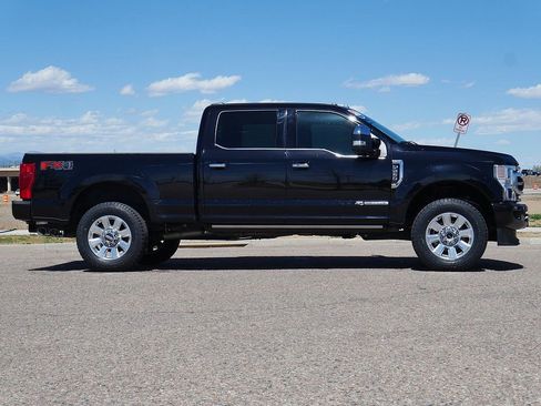 Used 2020 Ford F250 Platinum w/ FX4 Off-Road Package image 7