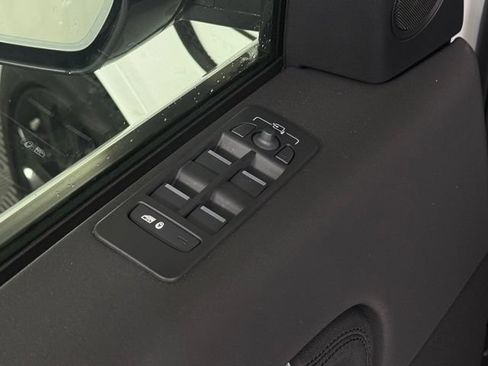 Used 2025 Land Rover Discovery Sport S AWD/4WD image 28