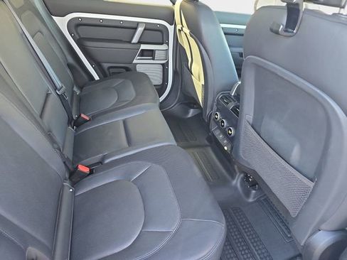 Used 2024 Land Rover Defender 130 X-Dynamic SE image 13