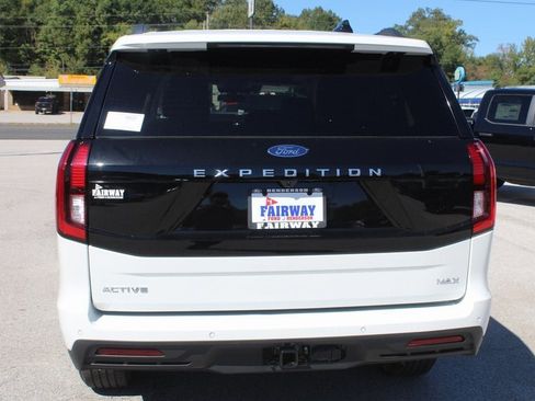 New 2025 Ford Expedition Max Active image 10