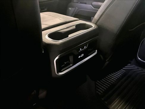 Used 2025 Chevrolet Silverado 2500 LTZ w/ LTZ Premium Package image 28