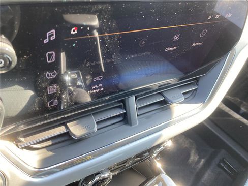 New 2026 Chevrolet Trax LT w/ Driver Confidence Package image 33