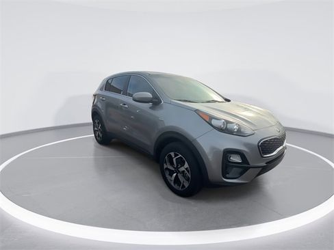 Used 2021 Kia Sportage LX image 2