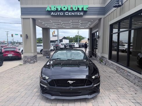 Used 2018 Ford Mustang GT Premium w/ GT Performance Package RWD image 47