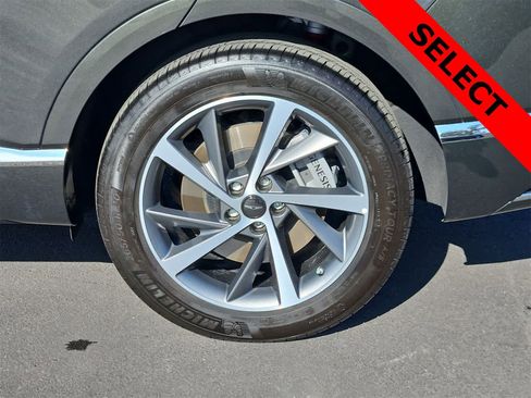 Used 2025 Genesis GV80 2.5T Select image 12