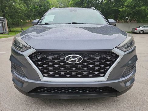 Used 2019 Hyundai Tucson Value FWD image 2
