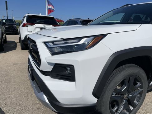 Used 2024 Toyota RAV4 Adventure image 23