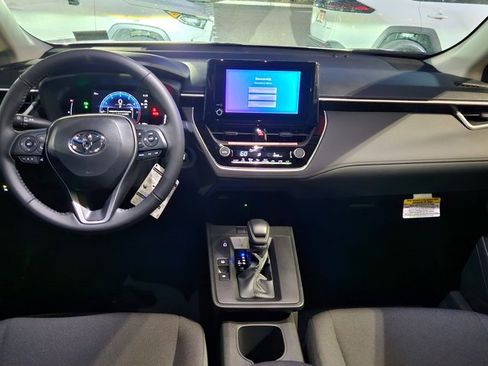 New 2026 Toyota Corolla Cross LE FWD image 12
