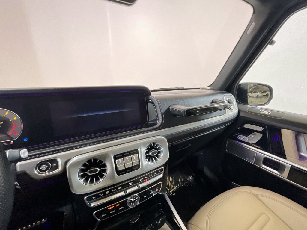 Used 2021 Mercedes-Benz G 550 w/ Exclusive Interior Package image 32