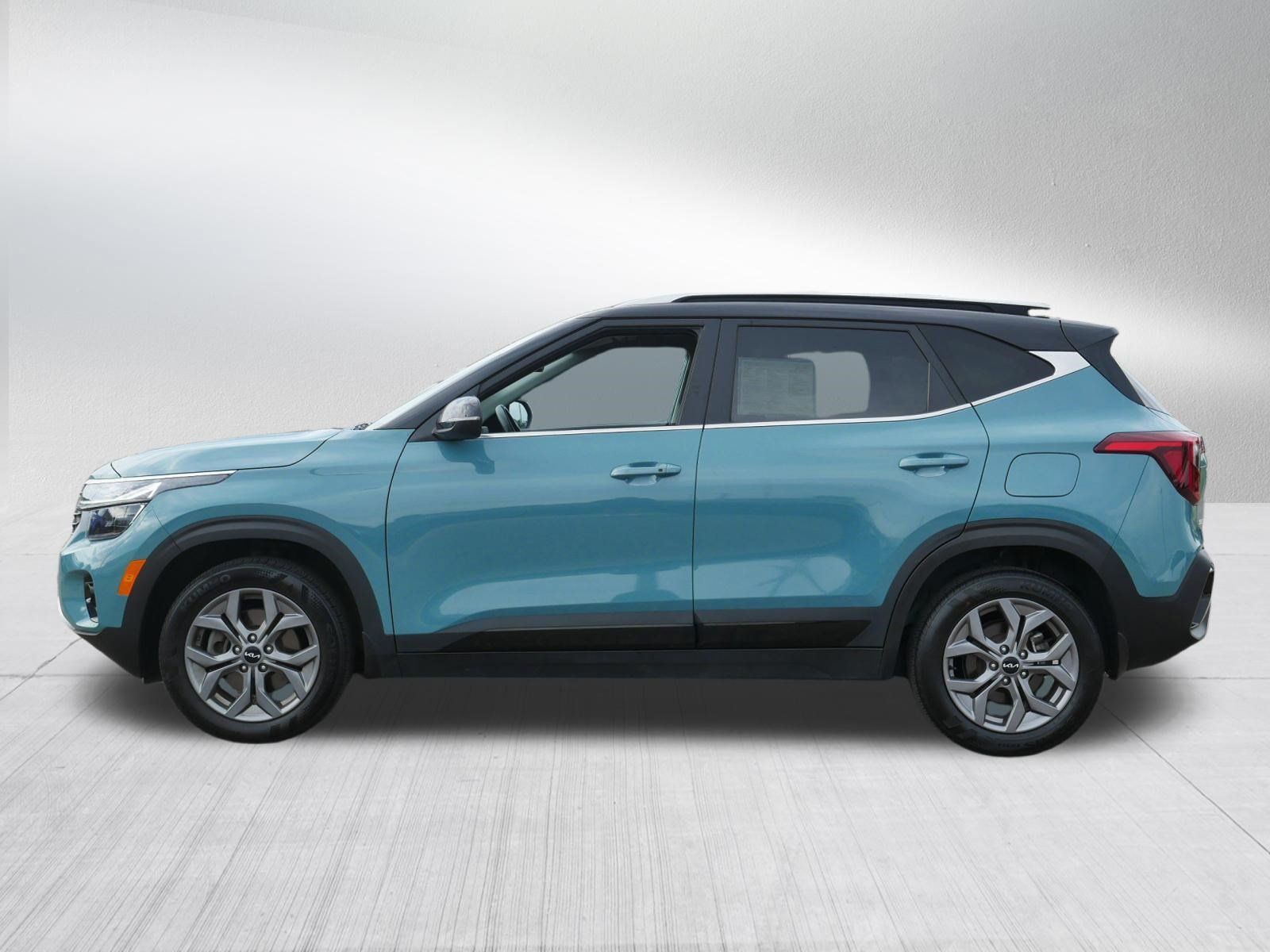 Used 2024 Kia Seltos S AWD/4WD image 4