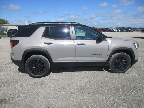 New 2027 GMC Terrain Elevation w/ Elevation Premium Package FWD image 3