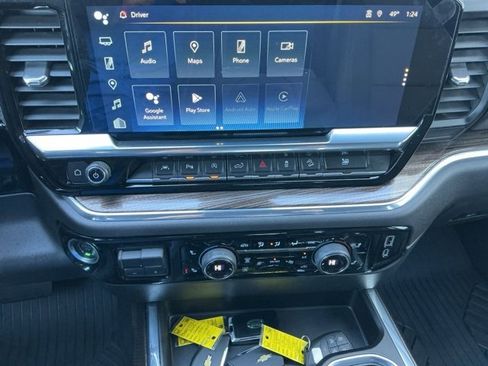 Used 2023 Chevrolet Silverado 1500 LT Trail Boss w/ LT Trail Boss Premium Package image 16