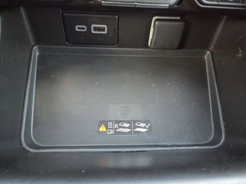 Used 2024 Chevrolet Tahoe Premier image 35