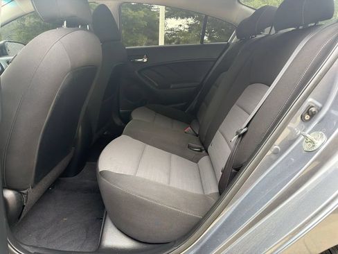 Used 2018 Kia Forte S FWD image 20