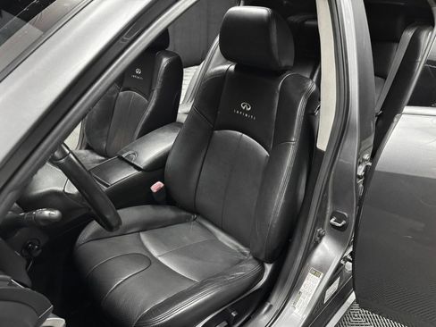 Used 2011 INFINITI G37 x Sedan w/ Premium Pkg image 29