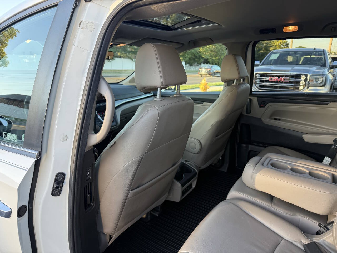 Used 2019 Honda Odyssey EX-L image 16