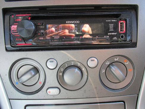 Used 2009 Subaru Outback 2.5i image 11