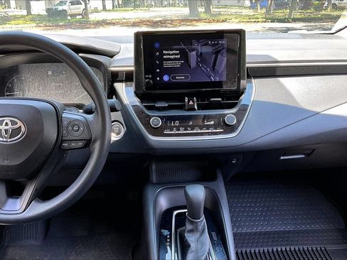 Used 2023 Toyota Corolla LE w/ LE Premium Package FWD image 8