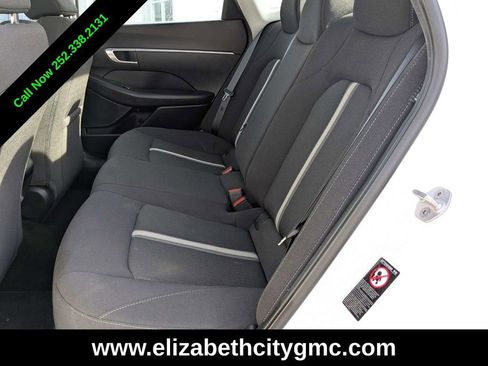 Used 2023 Hyundai Sonata SE w/ Cargo Package image 14