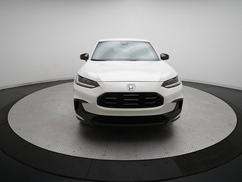 Certified 2024 Honda HR-V Sport image 11