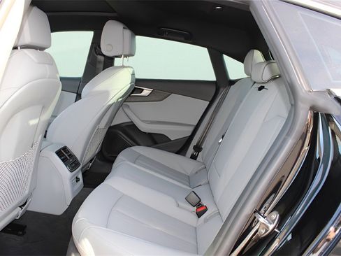 Used 2023 Audi A5 2.0T Prestige image 16