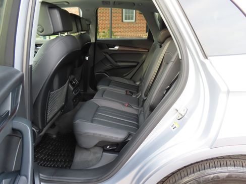 Used 2022 Audi Q5 2.0T Premium Plus w/ Premium Plus Package image 16