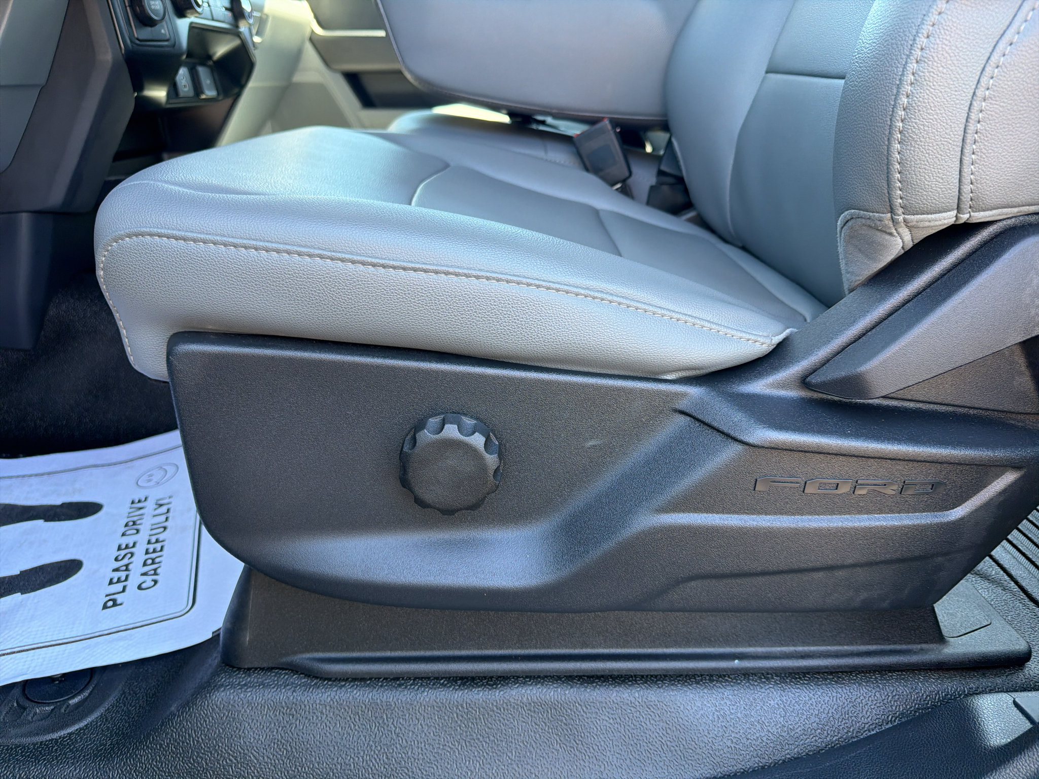Used 2023 Ford F350 XL AWD/4WD image 18