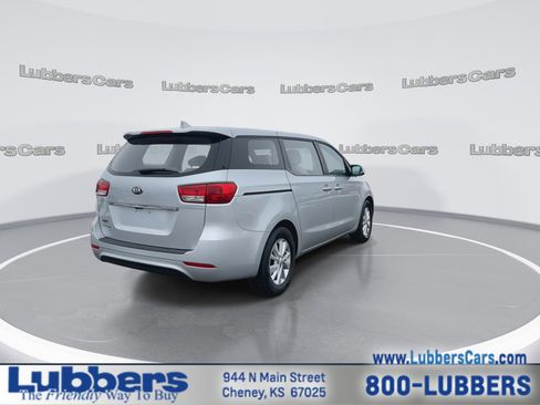 Used 2018 Kia Sedona L image 8